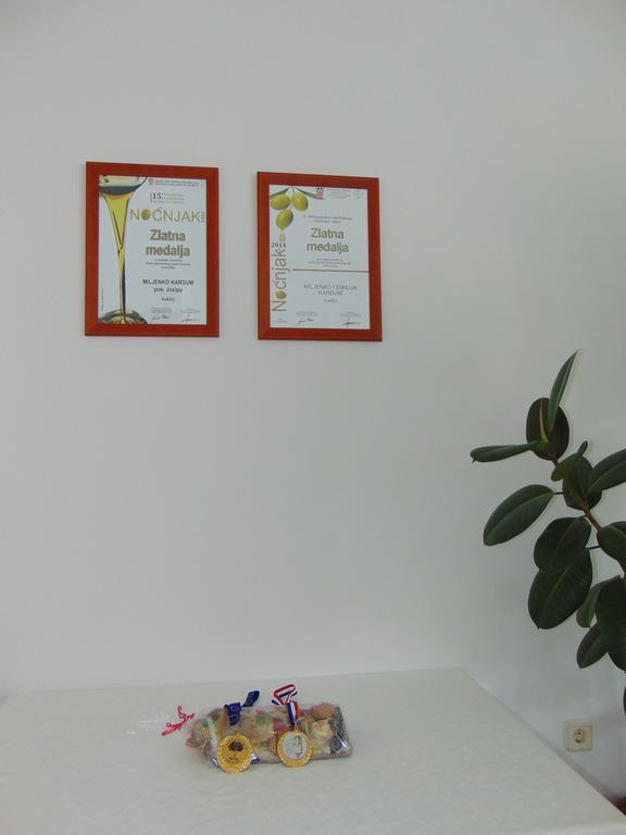 Pansion Kardum Bed & Breakfast Bibinje Ngoại thất bức ảnh